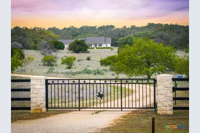 155 Maverick, New Braunfels, TX 78132 - Photo 1