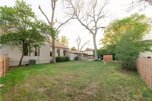 1202 Pecan St, Bastrop, TX 78602 - Photo 39