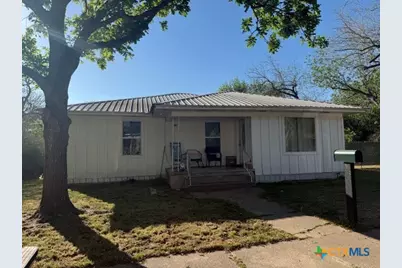 612 Schwab Street, Yoakum, TX 77995 - Photo 1