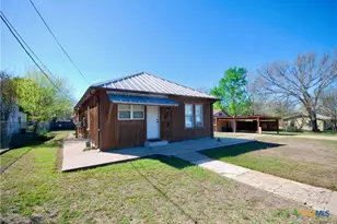 125 W Wallace St, Gonzales, TX 78629 - Photo 19
