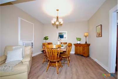 125 W Wallace Street, Gonzales, TX 78629 - Photo 3