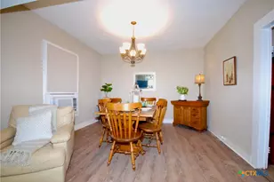 125 W Wallace St, Gonzales, TX 78629 - Photo 3