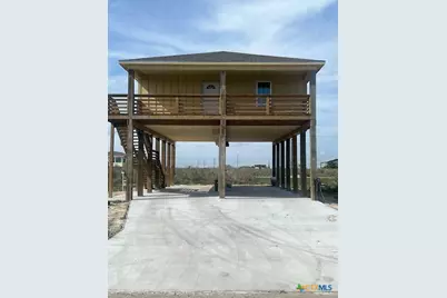 408 W Royal Oak Lane, Rockport, TX 78382 - Photo 1