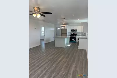 408 W Royal Oak Lane, Rockport, TX 78382 - Photo 5