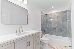 408 W Royal Oak Ln, Rockport, TX 78382 - Photo 21