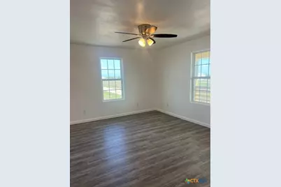 408 W Royal Oak Lane, Rockport, TX 78382 - Photo 7