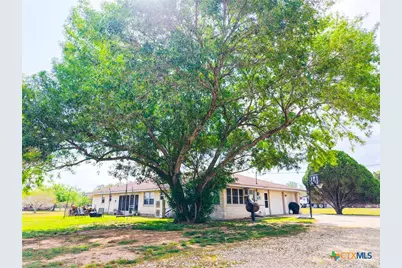 202 W Partridge Road, Victoria, TX 77905 - Photo 3