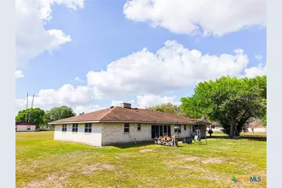 202 W Partridge Road, Victoria, TX 77905 - Photo 25