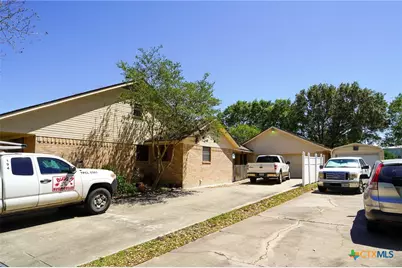 2801 E Loma Vista Avenue, Victoria, TX 77901 - Photo 17