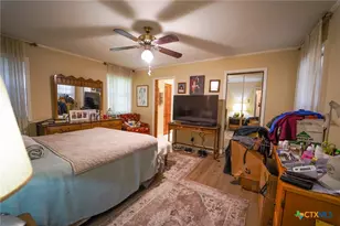 2801 E Loma Vista Ave, Victoria, TX 77901 - Photo 7