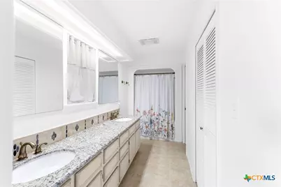 201 Parsons Road, Victoria, TX 77904 - Photo 13