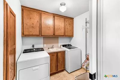 201 Parsons Road, Victoria, TX 77904 - Photo 19