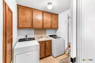 201 Parsons Rd, Victoria, TX 77904 - Photo 19