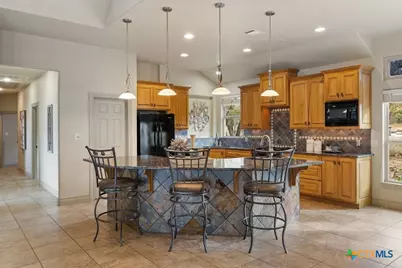 232 Crooked Oak Lane, Round Mountain, TX 78663 - Photo 15