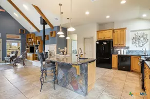 232 Crooked Oak Ln, Round Mountain, TX 78663 - Photo 21