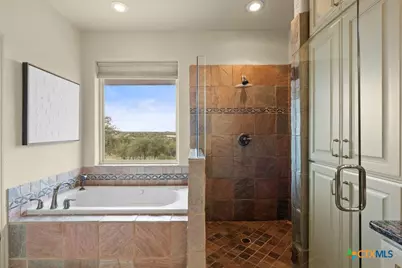 232 Crooked Oak Lane, Round Mountain, TX 78663 - Photo 27