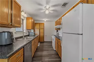 918 Marilyn Dr, Copperas Cove, TX 76522 - Photo 15