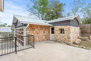 277 Magazine Ave, New Braunfels, TX 78130 - Photo 27