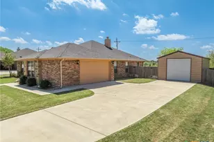 109 Northern Ave, Gatesville, TX 76528 - Photo 3