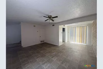 402 S 2nd Street #B, Copperas Cove, TX 76522 - Photo 5