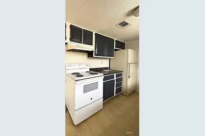 402 S 2nd Street #B, Copperas Cove, TX 76522 - Photo 3