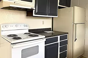 402 S 2nd St, Copperas Cove, TX 76522 - Photo 3