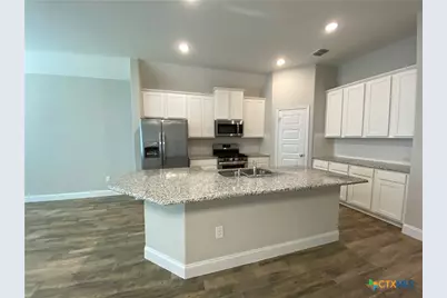 1331 Hillsong Street, New Braunfels, TX 78130 - Photo 7