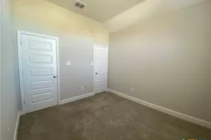 1331 Hillsong St, New Braunfels, TX 78130 - Photo 17