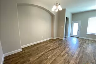 1331 Hillsong St, New Braunfels, TX 78130 - Photo 7