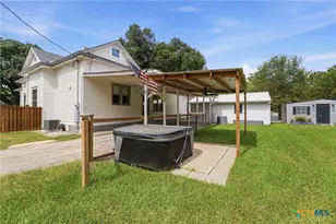 604 St Michael St, Gonzales, TX 78629 - Photo 41