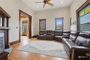 604 St Michael St, Gonzales, TX 78629 - Photo 9