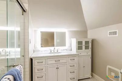 604 Saint Michael Street, Gonzales, TX 78629 - Photo 25