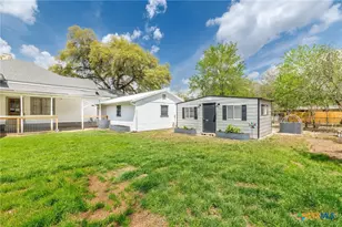 604 St Michael St, Gonzales, TX 78629 - Photo 29