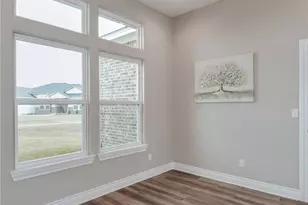 508 Townhall Ln, Victoria, TX 77904 - Photo 13