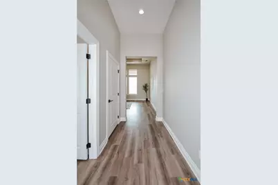 508 Town Hall Lane, Victoria, TX 77904 - Photo 3