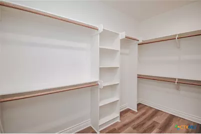 508 Town Hall Lane, Victoria, TX 77904 - Photo 35