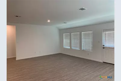 458 Fairy Duster Drive, New Braunfels, TX 78130 - Photo 11