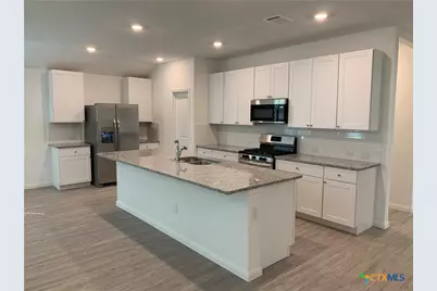 458 Fairy Duster Drive, New Braunfels, TX 78130 - Photo 5