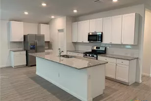 458 Fairy Duster Dr, New Braunfels, TX 78130 - Photo 5