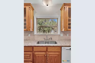 556 Wildwood Trail, Lorena, TX 76655 - Photo 9