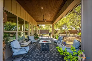 361 Rolling View Ct, Canyon Lake, TX 78133 - Photo 15