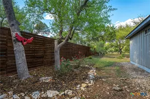 361 Rolling View Ct, Canyon Lake, TX 78133 - Photo 11