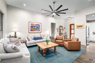 361 Rolling View Ct, Canyon Lake, TX 78133 - Photo 25