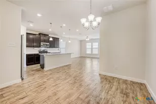 14615 Running Wolf, San Antonio, TX 78245 - Photo 5