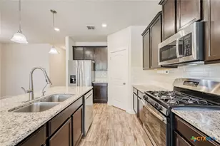 14615 Running Wolf, San Antonio, TX 78245 - Photo 9