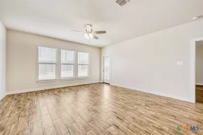 14615 Running Wolf, San Antonio, TX 78245 - Photo 11