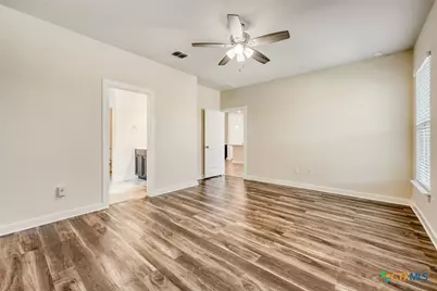 14615 Running Wolf, San Antonio, TX 78245 - Photo 15