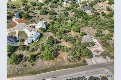 1215 Trailhead, New Braunfels, TX 78132 - Photo 5