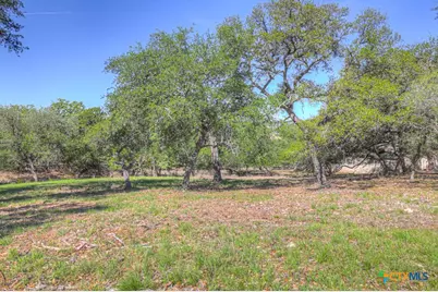 1215 Trailhead, New Braunfels, TX 78132 - Photo 3