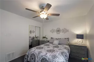 1135 Parkview Dr, Canyon Lake, TX 78133 - Photo 13